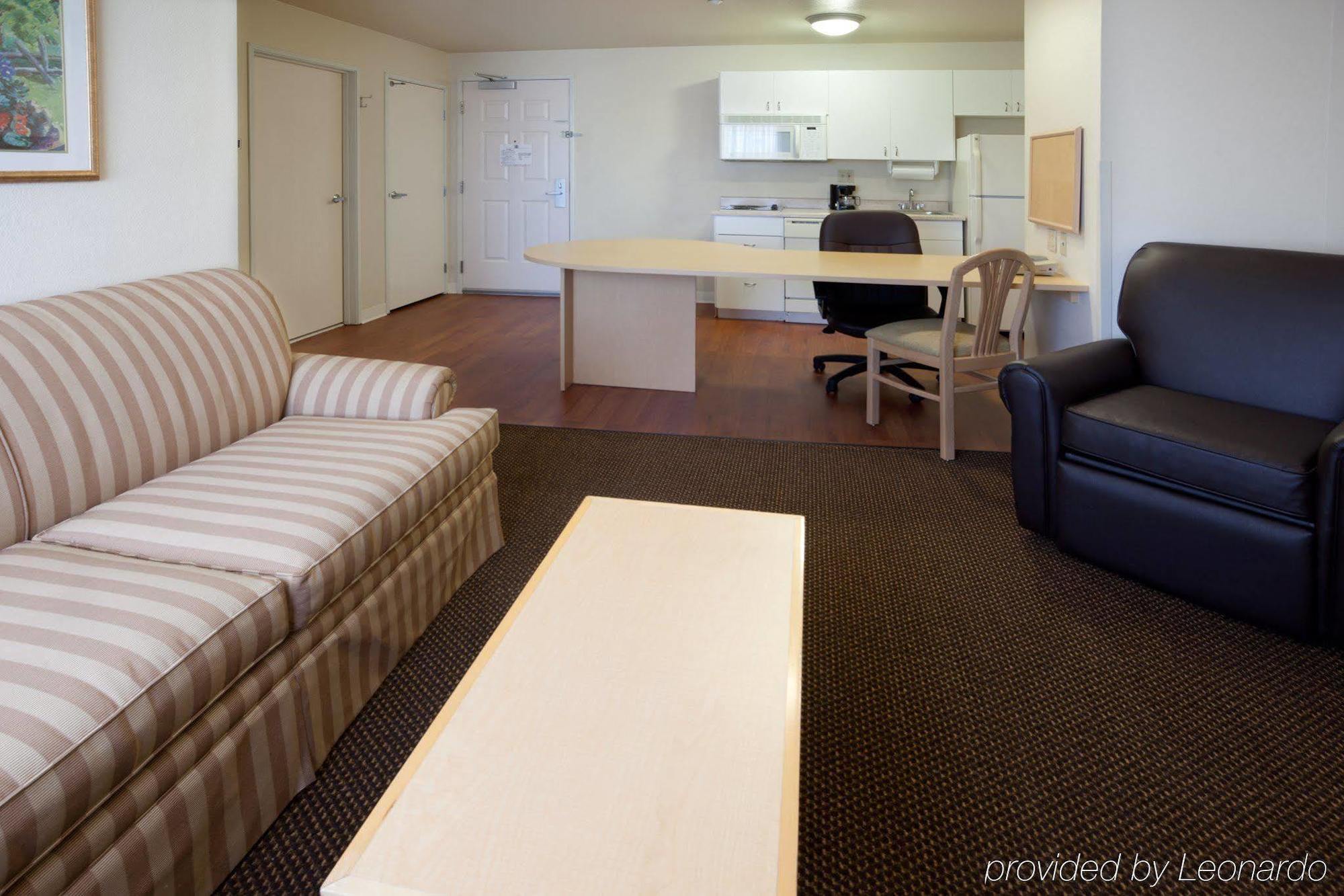 Candlewood Suites Austin-Round Rock By Ihg Экстерьер фото